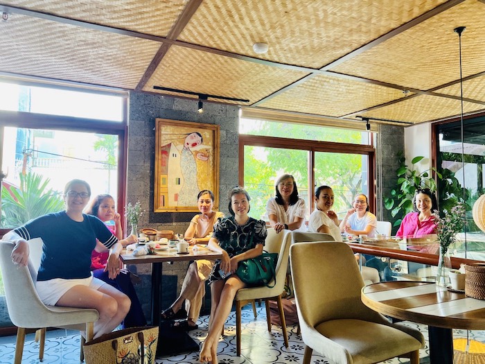 khách hàng nhà Charm spa
